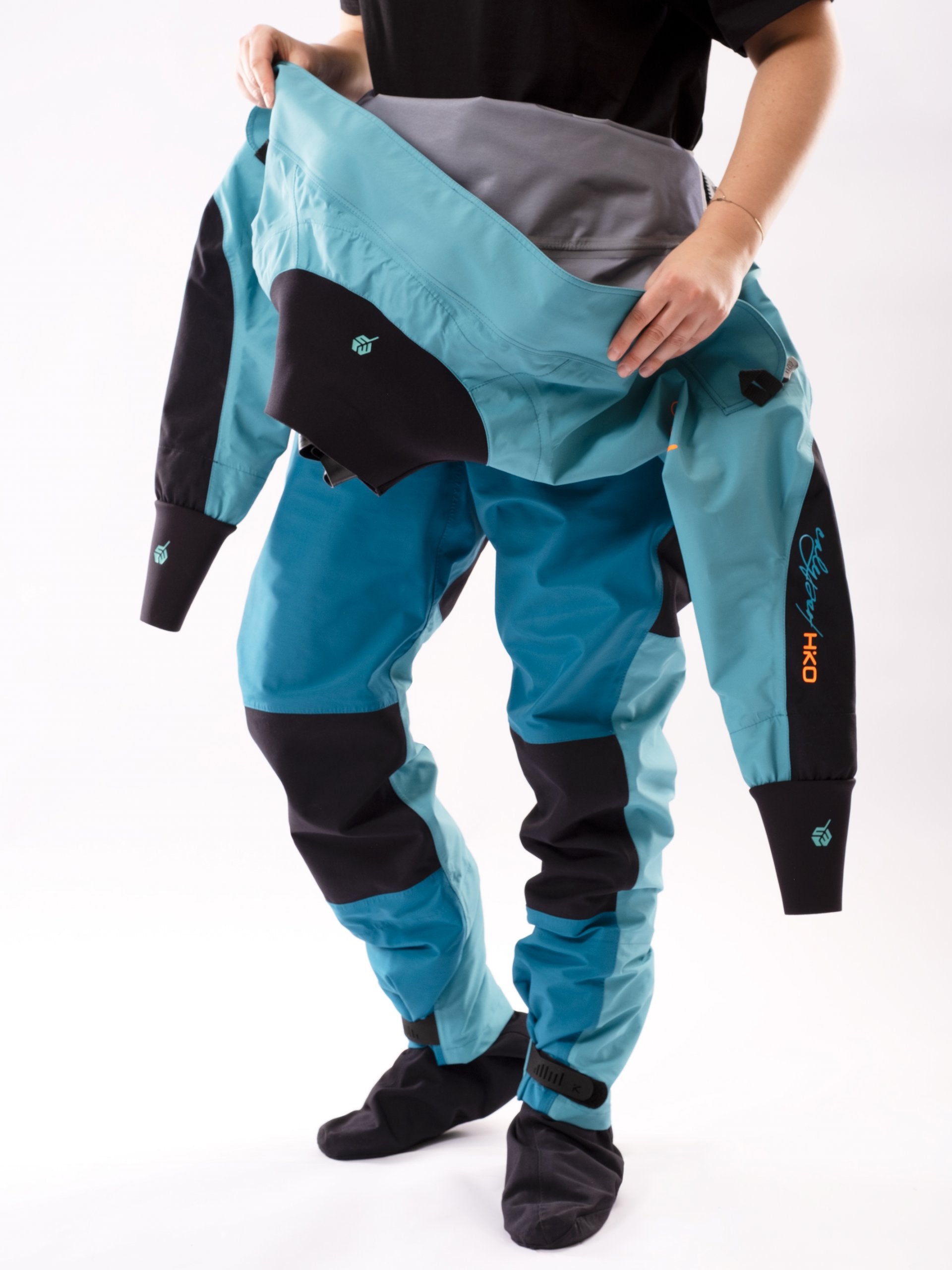 CALYPSO AIR4X WOMENS DRY SUIT - CLOSE UP KATIUNA BLUE 
